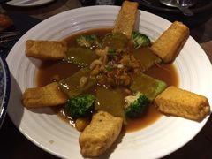 -花溪雨·森林餐厅(石基店)