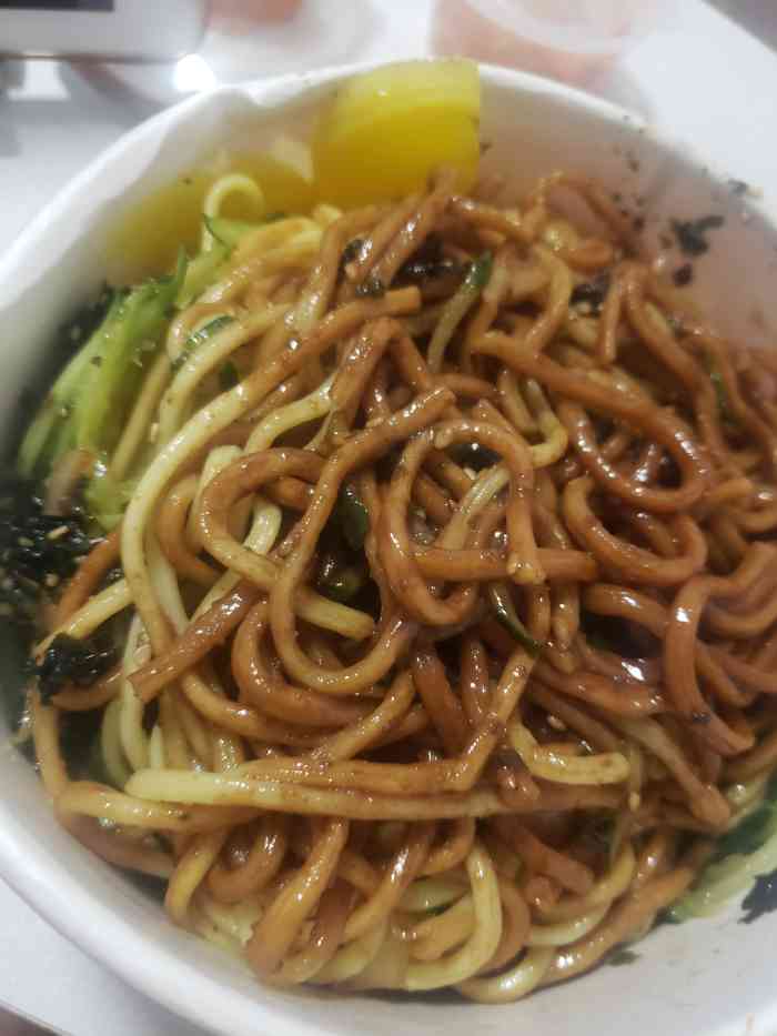 打分 韩式炸酱面,外卖,不好吃不正宗,已经帮大家踩过雷了