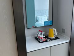 -白玉兰酒店(上海田子坊马当路地铁站店)