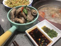 羊肠灌肉-羊来顺冰煮鲜羊铁锅烀羊肉(八卦岭店)