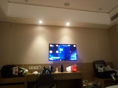 -悦季酒店(广州三元里地铁站店)
