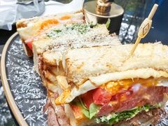 -Let'sBURGERplus·非常创意汉堡(三里屯店)