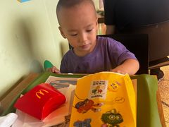 -麦当劳(展览路店)