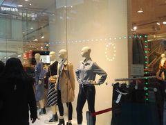 -H&M(鹏欣水游城店)