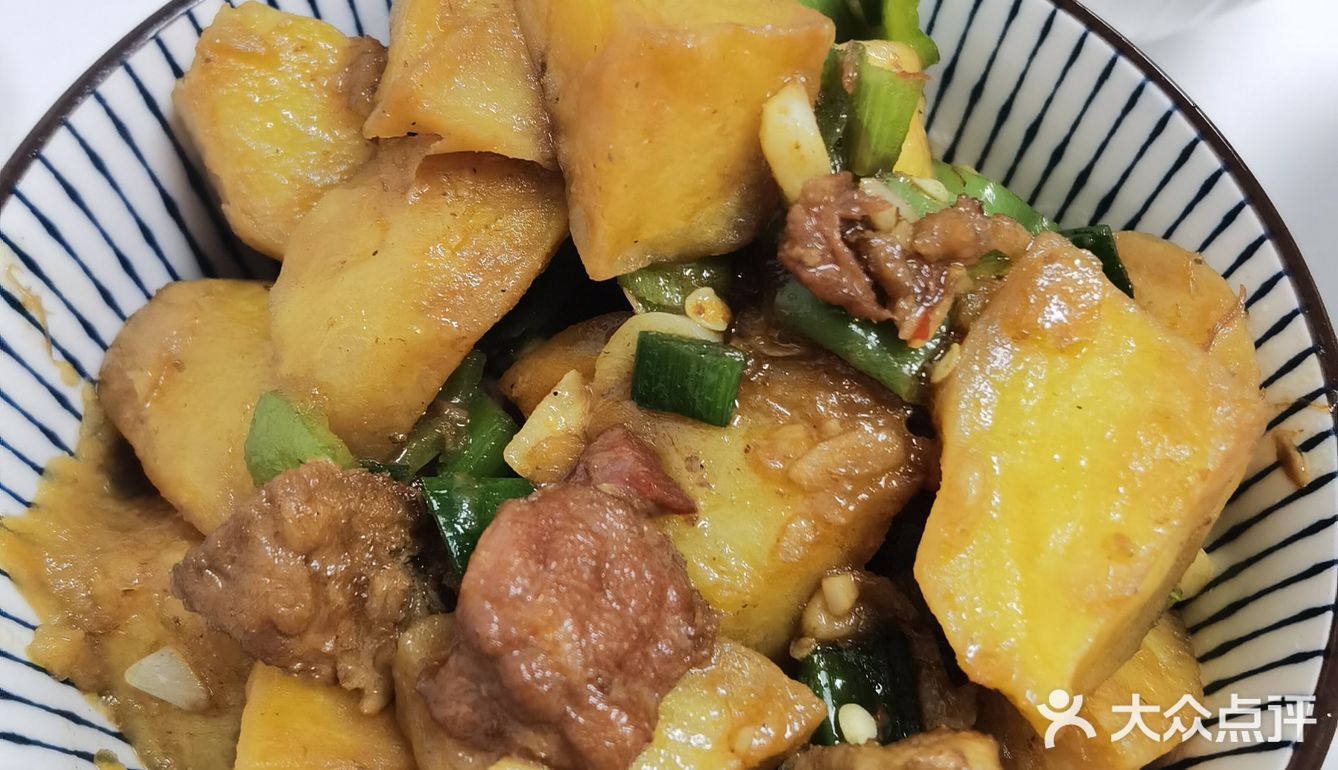 酒深不怕巷子深，我愿称之为网红打卡小碗菜店！