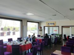 大堂-北京龙庆四季香农家饭庄·灶台鱼·碳烤虹鳟鱼(龙庆峡店)