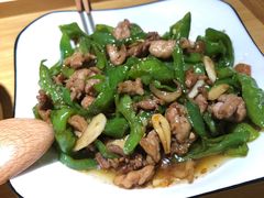 辣椒炒肉-初寻南村竹煲饭(万科·西街花园店)