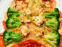 蒜蓉蒸龙虾-维园悦谱·海派家常菜(乌鲁木齐南路店)