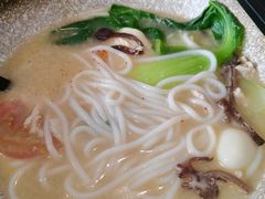 -蒙自源米线大王(江南西路店)