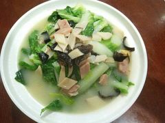 -一家人(南京路店)