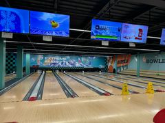 -极限PLAY运动娱乐新世界·团建派对表演休闲馆·室内高空游乐园