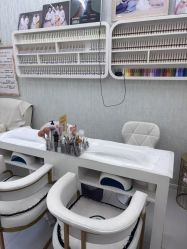 -赢韵美甲美睫瑞士净斑中心