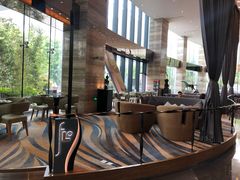 -BLU 全日制餐厅(上海安曼纳卓悦酒店)