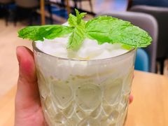 牛油果香蕉奶昔-青麦家·融合餐厅(江岛智立方店)