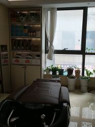 -碧莲盛·不剃发植发