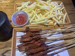 -汉森熊啤酒屋(雨耕山店)