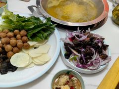 -撒拉人家.酸菜牦牛肉火锅