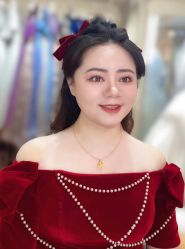 点击看大图 -爱伊人婚纱礼服美妆馆