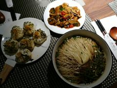 虾腰面加蟹粉生煎-十面春风·江南面馆(崇宁路店)