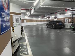 -北外滩来福士办公楼西塔-地下停车场