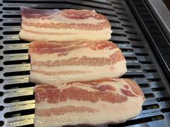 -臻牛烤肉