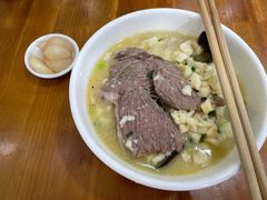 羊肉泡馍-刘信牛羊肉泡馍小炒(回民街店)