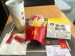 -麦当劳(姜山镇海港城店)