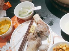 -小乌猪·金华筒骨煲(永盛购物广场店)