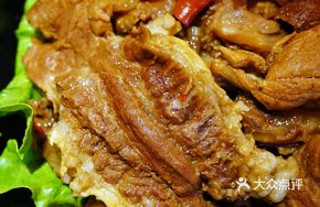 Braised Beef Brisket in Braising Sauce