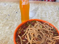 -玲玲米粉·新疆现炒米粉(大十字总店)