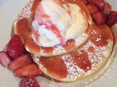 -Pancakes on the rocks(Darling Harbour)