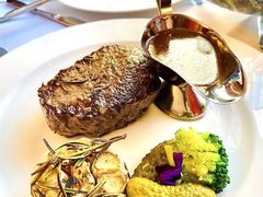 -成桂西餐厅·42年的味道(五大道疙瘩楼店)