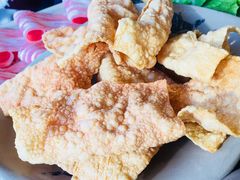 炸油豆皮-疯狂的筷子老灶九宫格火锅