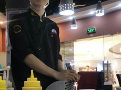 -利昂法式铁板主题餐厅(新奥购物中心店)