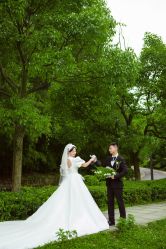 -芭莎视觉婚纱摄影(花溪店)