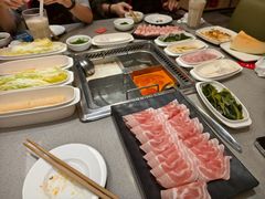 -海底捞火锅(新松江路生日主题店)