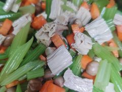 -清真吴记门钉肉饼·喜多利