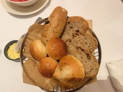 -马克西姆俄罗斯餐厅(通亚街店)