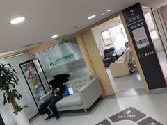 -大连何氏眼科医院