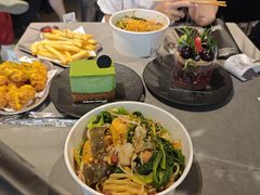 -W COLLECTIVE  DESSERT SHOP