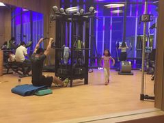 -上海滴水湖皇冠假日酒店