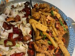 -小鱼小牛·鱼牛干锅·脆鱼火锅(世欧广场店)