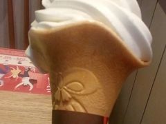 脆皮甜筒-肯德基(津滨店)