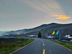 -186彩带河