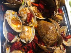 -喝丢一只鞋辣炒海鲜小烧烤(三八广场店)