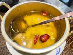 餐前鸡汤-魁盛居百年鲁菜馆(县西巷店)