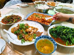 -洪霞餐馆