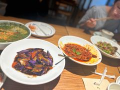-一坐一忘云南菜(嘉里中心店)