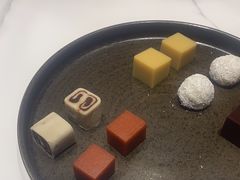 -皇城根·鲁菜济南菜·吊炉烤鸭·炒鸡鱼头(济南旗舰店)