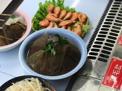 大刀黑毛肚-马路边边串串香形象店(磐石路店)